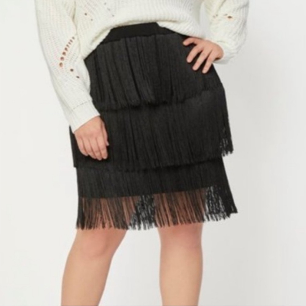 ELOQUII FRINGE MINI SKIRT SIZE 18